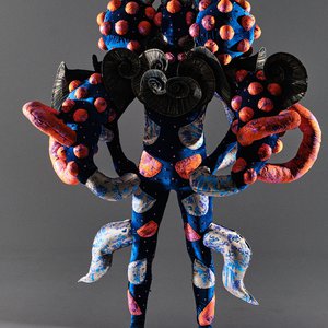 Будь кем хочешь, ты в цирке!