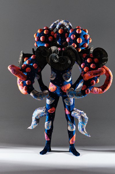 Будь кем хочешь, ты в цирке!